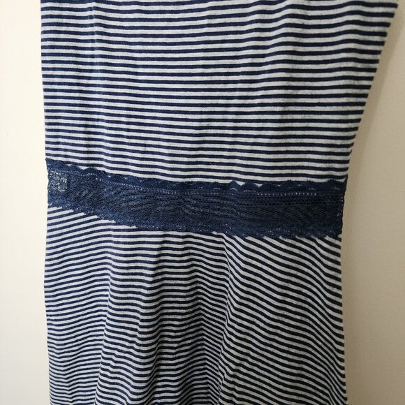 Abercrombie & Fitch Dress Womens Med Striped Fit & Flare Navy/White Lace Waist - Picture 2 of 5